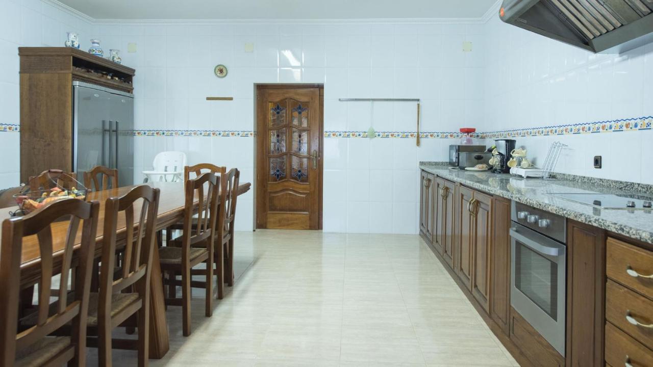 Villa Las Tres Hermanas Albarreal De Tajo By Toledo Ap Exterior photo